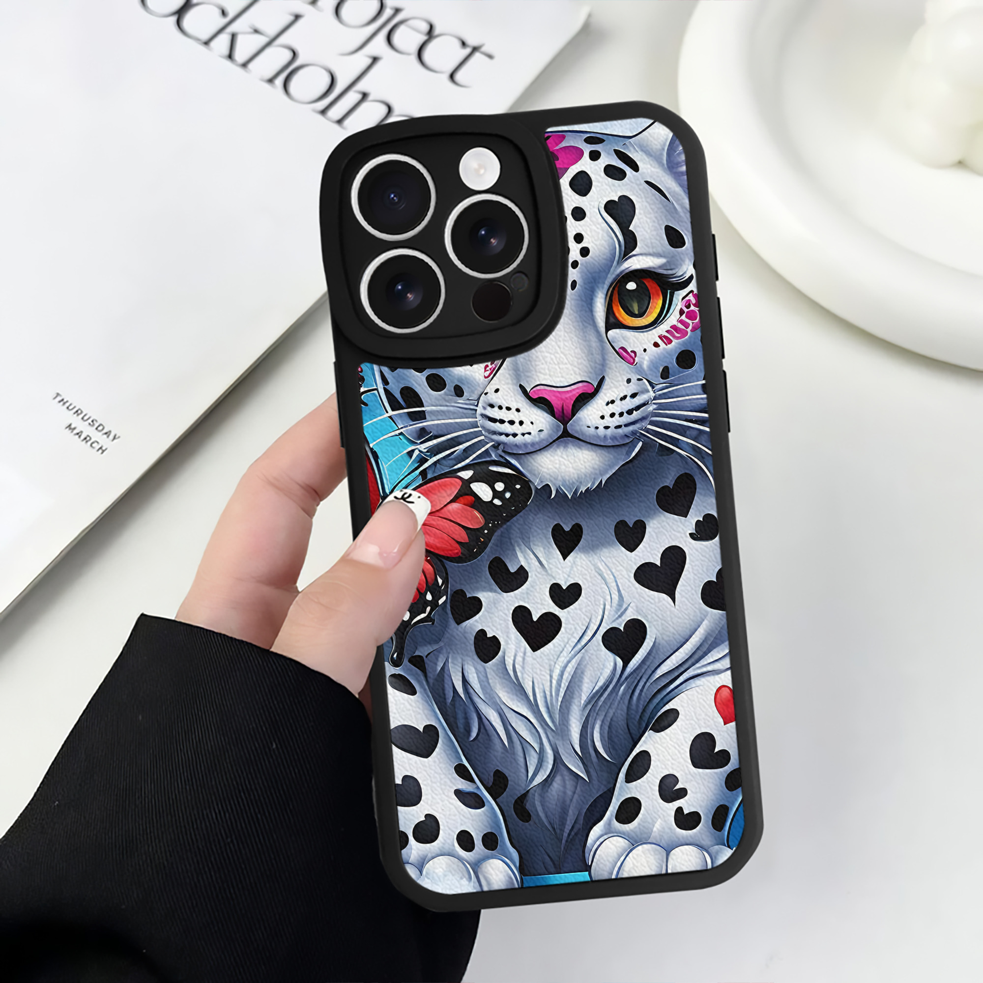 （画像用） ミッキーマウス Mickey Mouse 【iPhone 16シリーズ対応】シリコンスマホケース（レザー調） 材質：シリコン